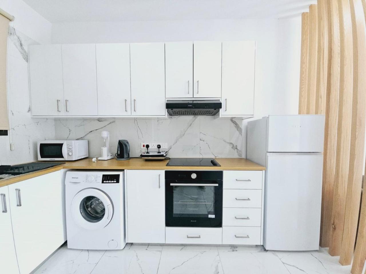 Sea Side Appartment In Kato Paphos 外观 照片
